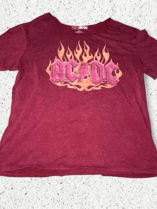 Time and Tru Tops - Women’s Distressed AC/DC pink flame Size L #rock #bandtee